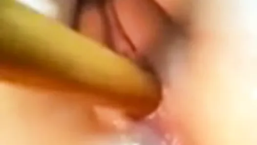 MOV3(Fast Squirt After Pokin' Her Cunt with a Probing Dildo)
