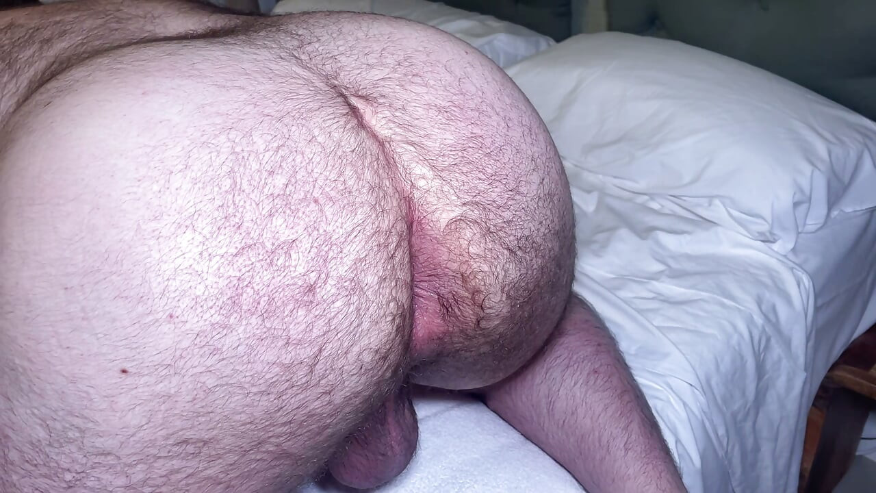Spanish Bear Fist and Fuck 3