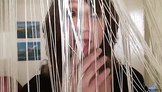 Koridor orta yaşlı seksi kadın