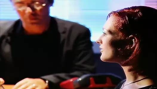 Рыжее соблазнение - ее безмолвная капитуляция