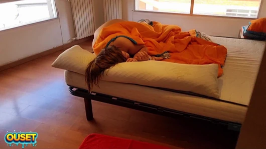 Big ass white with wide hips fucks with her husband's friend! Homemade porn!