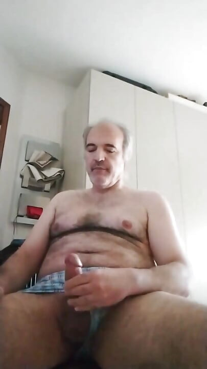 Jerk off Your Penis to Truly Enjoy Your Short Life