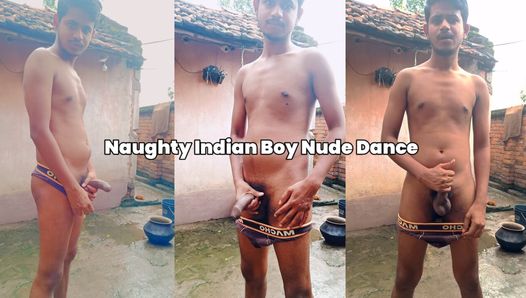 Gay indio mostrando su gran culo y masturbándose su polla