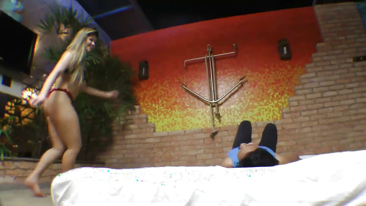 Butt Jump Crazy Jumps - Fantastiske sexy jenter og sexy sterk rumpe