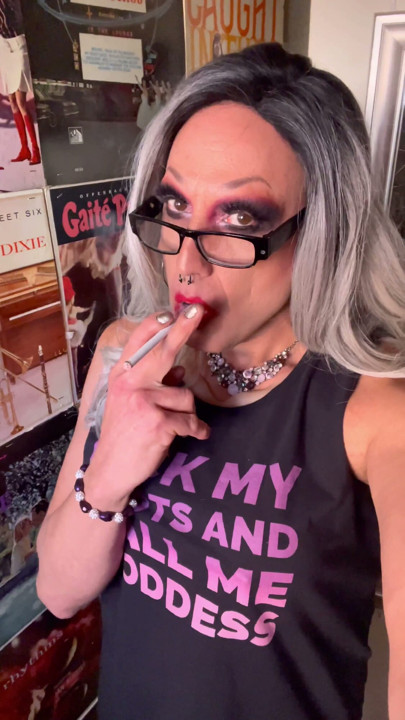 Trans Marilyn Maturbation Smoking Fetish Model Cum | Clip 1
