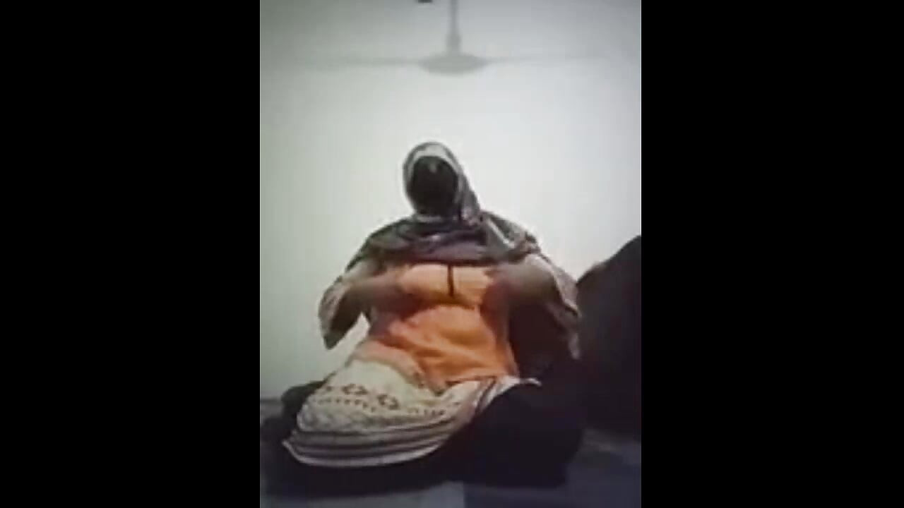 새로운 핫한 섹시한 이야기 힌디어 풀 스토리 새로운 바이러스 성 이야기 힌디어 우르두어 섹스 비디오 xxx