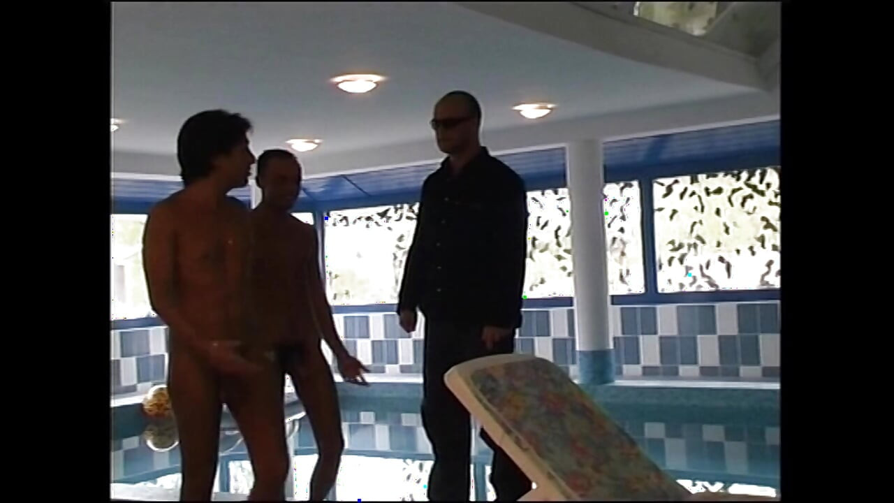 Una solenne scopata anale in un film amatoriale vintage