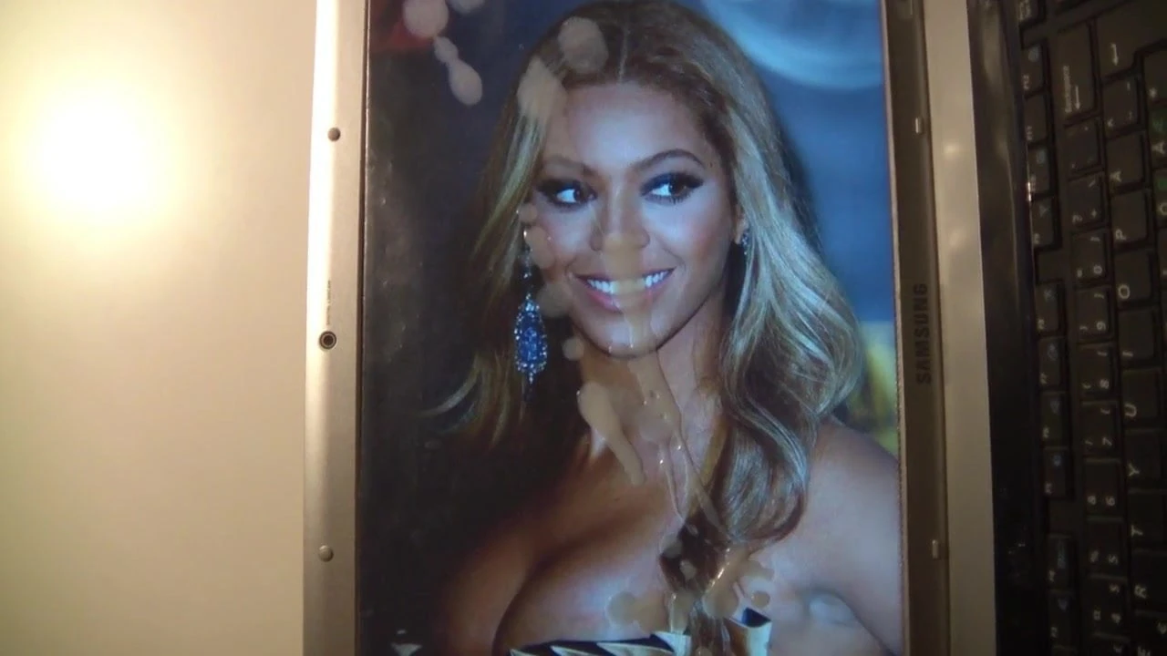 Beyonce xuất tinh cống hiến