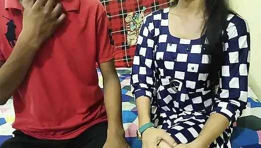 Desi Ladki Guse Me Ayi ya da Apane Chachi Ko Boli Muze Chodo Man Kar Raha Hai