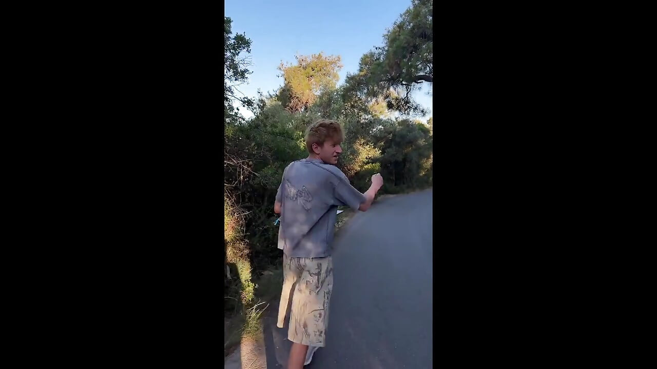 Guy with Big Cock Fuck Cute Twink's Tight Ass