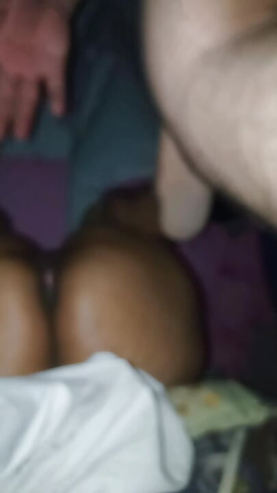Juicykoos empréstimo Desi paquistanês pathan tia foda por seu grande e gordo jovem