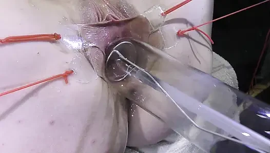 Far Spread Pussy Close up Fucking with Lamp 1000watt