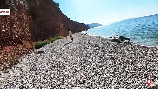 I Had A Threesome On The Beach With 2 Beauties I Met On A Dating App