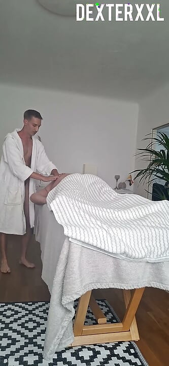 Litly Sensual Massage with Hard End.skinny Vs Chubby. Hardon Dick