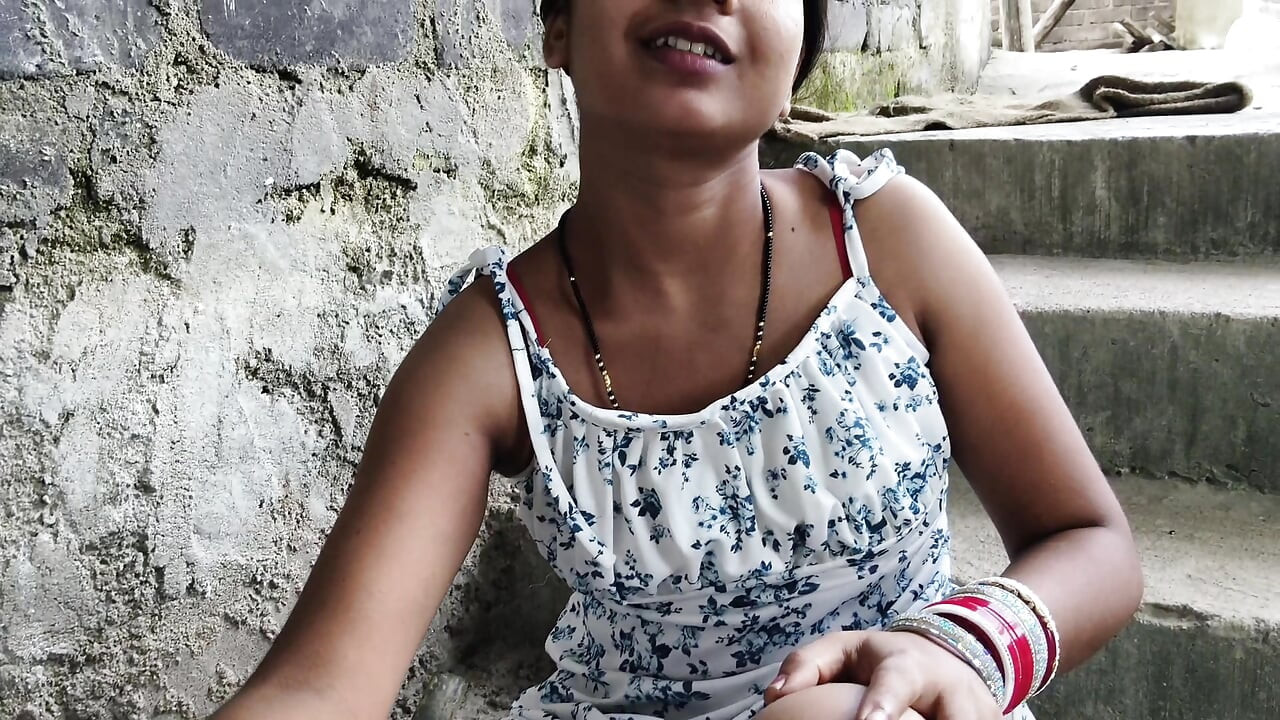 I first time outdoor my sister-in-law face fucking in Indian chudai