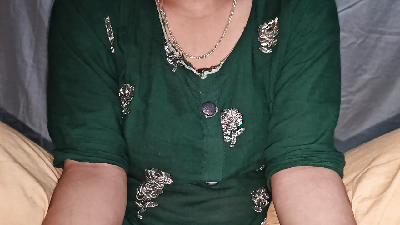 Bengali Beautiful Desi Indian Cute Village Stepmom, Full Hardcore Fucking With Stepson. Desi Indian Mom Sex.