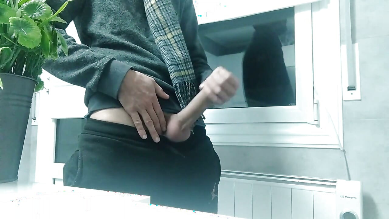 Big Cock Guy with His Scarf, He Is Cold and He Jerks off and Cums to Get Warm