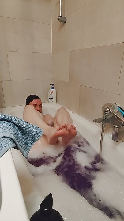 刮我的身体并挑逗你一点