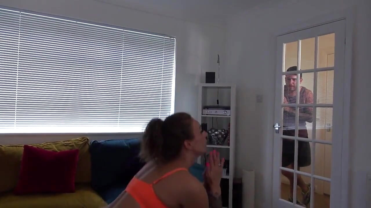Stepsis with big ass gets fucked hard