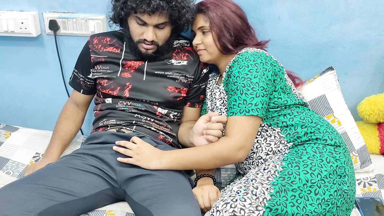 Hand Job Romance of Indian Mallu Couple