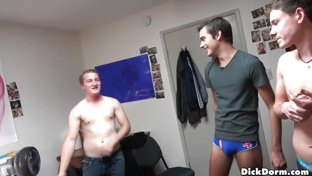 Reality Dudes - These Guys Figure Out How to Make Money Real Quick with Dick Dorm