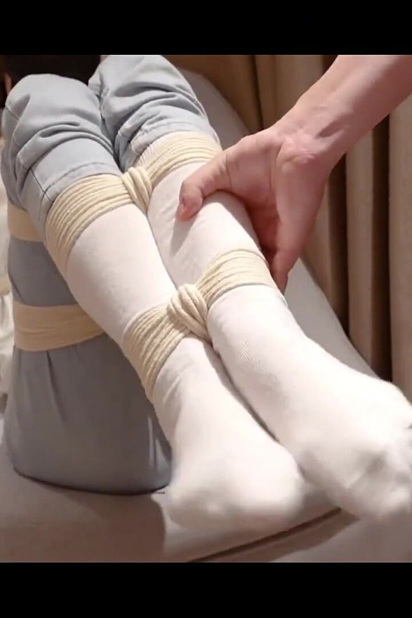 Wearing Regular Jeans with Full Body Binding