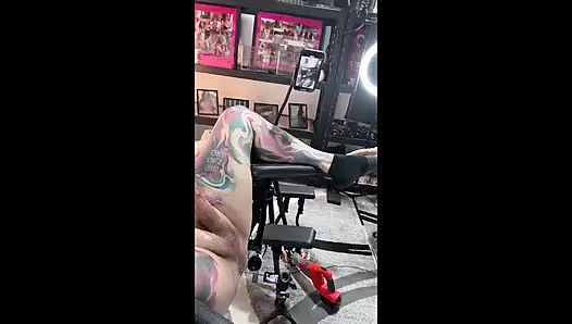 Strap-on-geschichten - ich ficke seinen hintern mit einem sawz all dildo 5 POV es