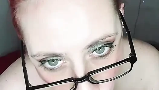 The Nerd Girl in Your Class Just Wants to Lose Her Virginity!!!
