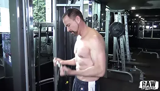 Daddy Jerks Off Dick Solo After Workout