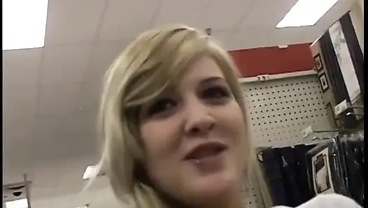 Hot skinny chick gets her mouth filled with cock and cum in the sun