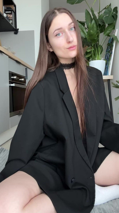 Trying to look fuckable😍