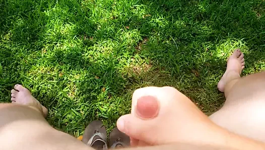 arka bahçede kriko kapalı