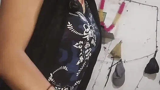 Handjobs with desi girlfriend