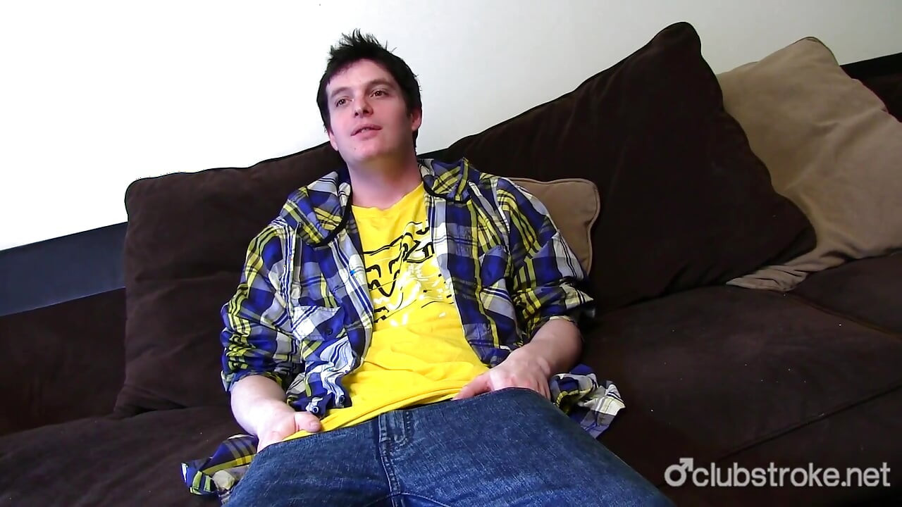 Josh ชายแท้มือสมัครเล่นเงี่ยนช่วยตัวเองควย