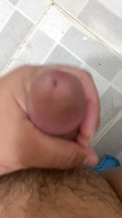 A monster was in a stiff state, and it wanted to explode and wanted to be inserted into a hole
