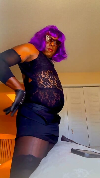Private Collection Black Sissy Cross Dresser Ball Drainer 1