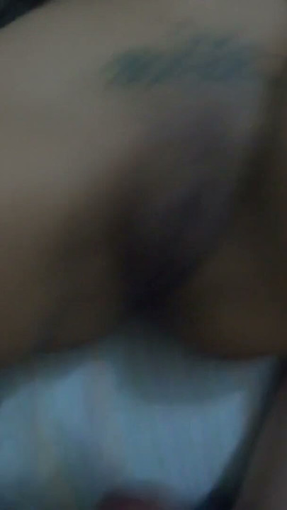 puta negra venezolana le gusta follar sin condon lol | Clip 1