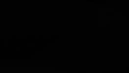 Bu müstehcen döl kraliçesini dağıtıyor