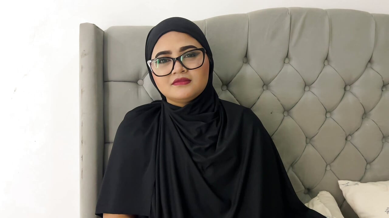 Religious Muslim Stepsister Puts Her Beliefs Aside To Try A Cock