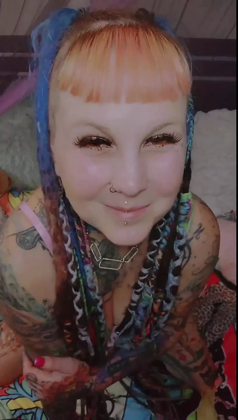 Horny MILF Plays with Tight Swollen Pussy