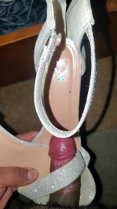 mechanic took teacher heels home for the night