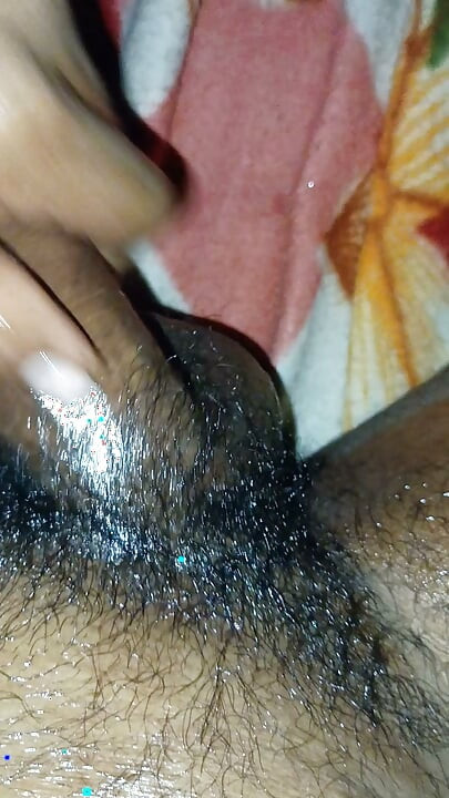 Desi big dick only enjoy it, no matter what age or lady you are, send SMS telegram id UP8874A
