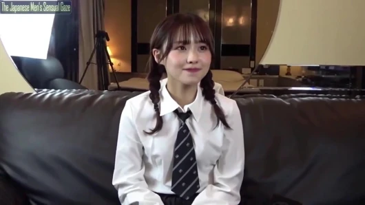 Active Idol Darling, a Fan-loved Cute Star Gives in to a Private, Willing Encounter