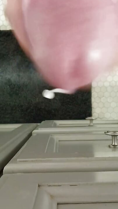 Cumming hard