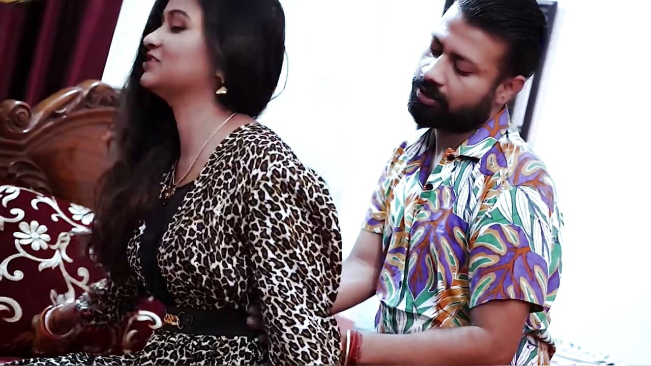 Pados ki ladki ko reels banane ke bahane bula ke chod diya