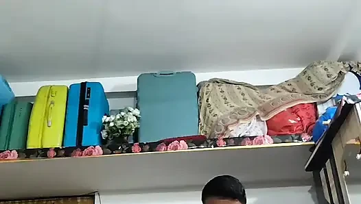Seksi evli kadın cinsel arzusunu yerine getirmek için sert seks yapıyor