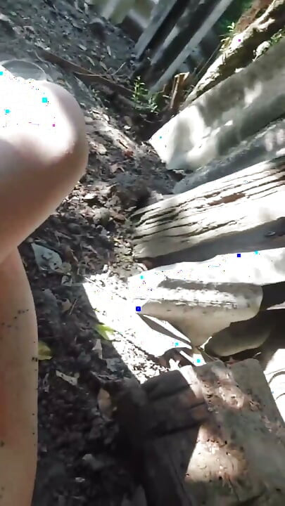 穿着女装的大臀部可爱的女性腿漂亮的胸部
