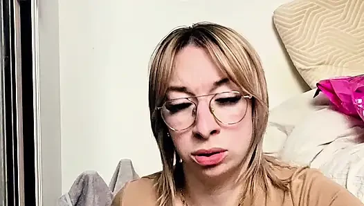 I Sit on the Biggest Sex Toy of 5kg