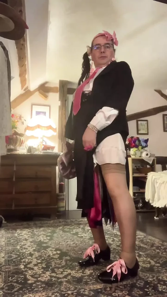 Dressed with a black skirt with a slit for a night out