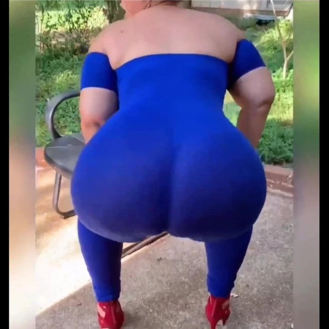 Thick Dolly showing off again